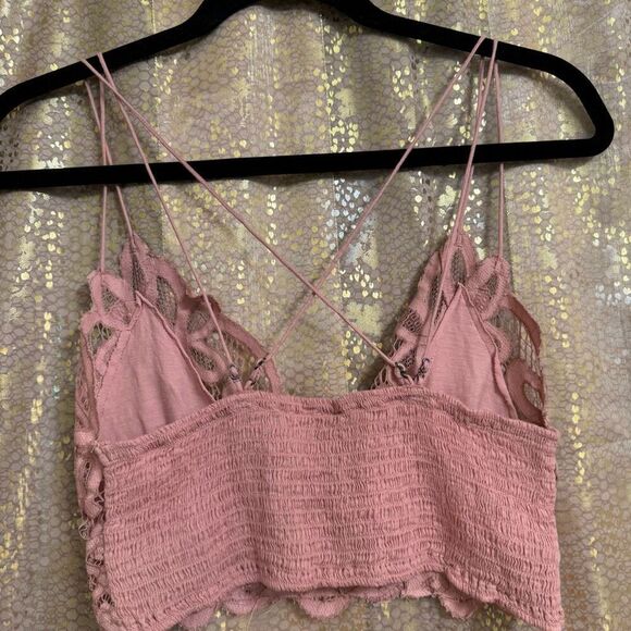 Free People One Adella Dusty Rose Pink Mauve Crochet Bralette Medium - Picture 2 of 8